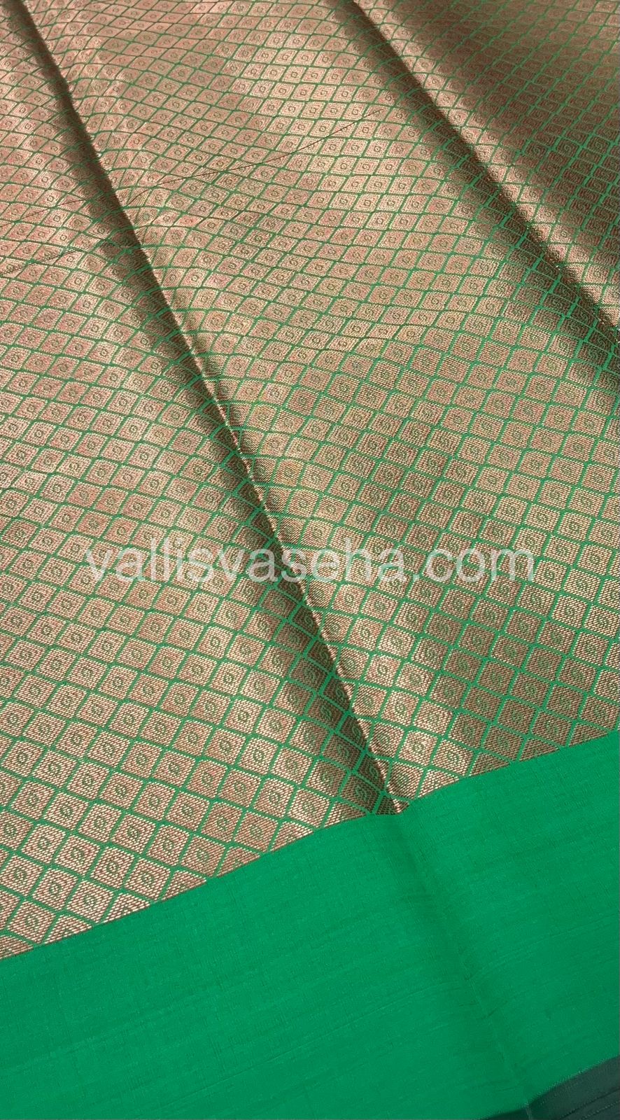 Banarasi - Copper Zari Saree - VVCZ001