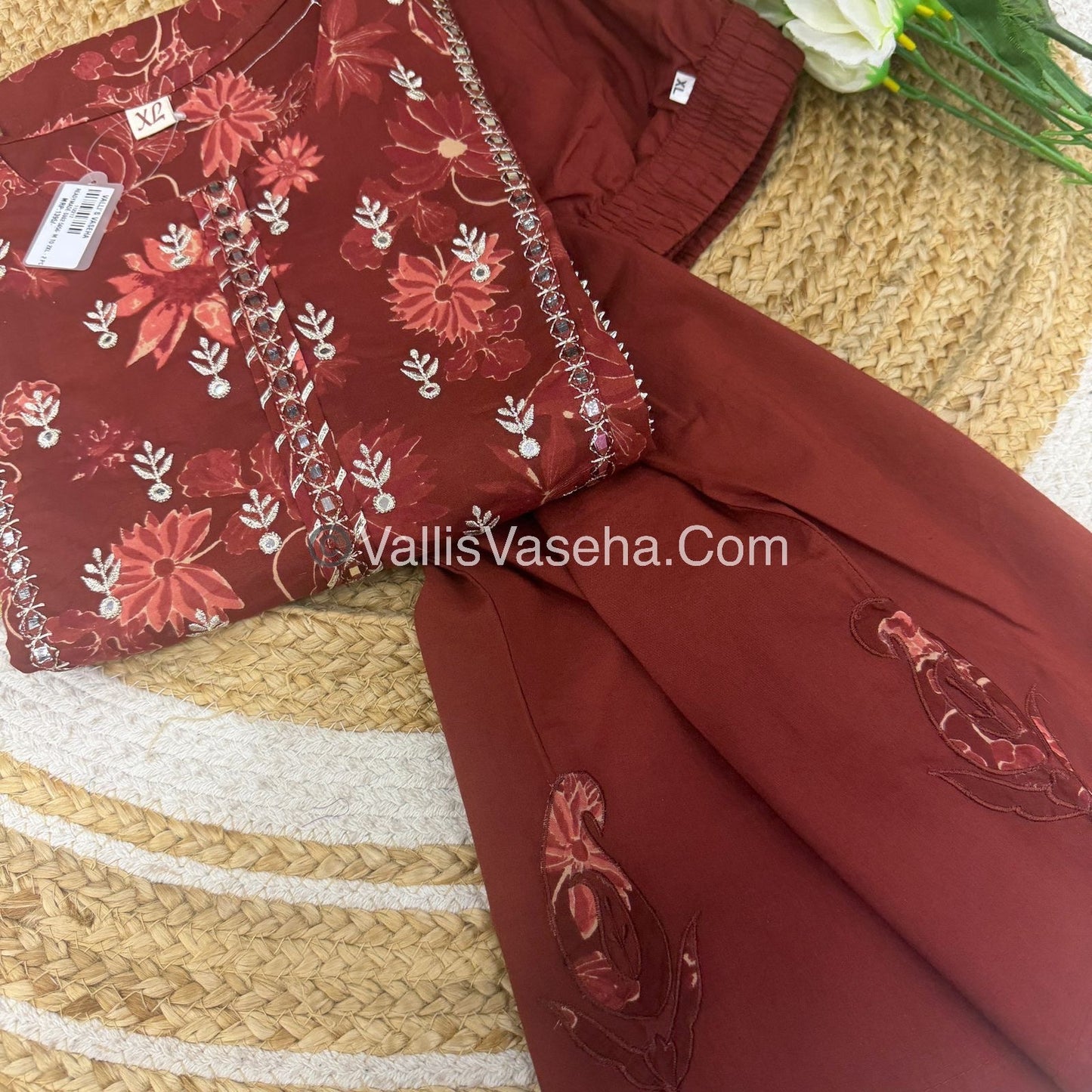 Salwar & Kameez(2pc) Set - Rustic Merun kurti & Cotton Bottom with Applique work - VVCS002