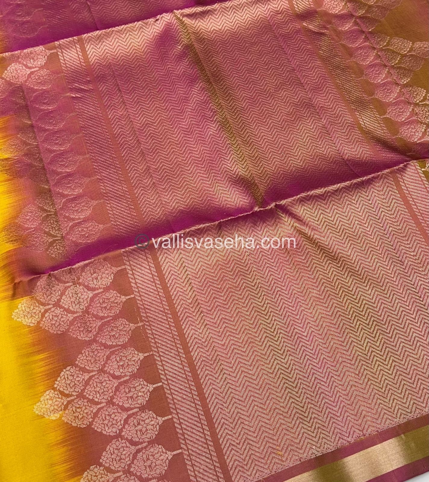 Pure Soft Silk Saree -Half Gold Zari Border - VVPSS032