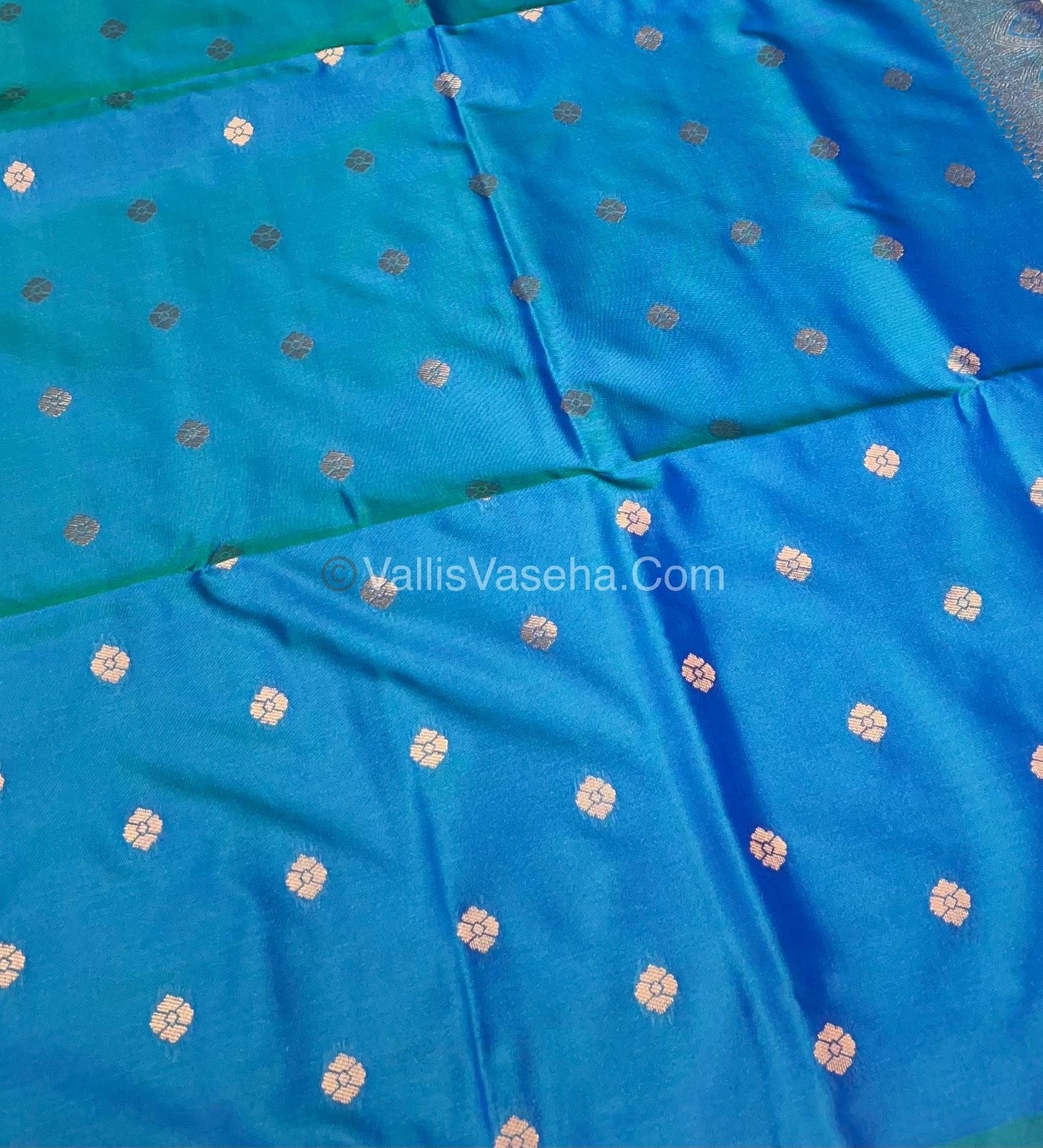 Semi Soft Silk - Border less - Double tone Peacock Blue Shade -VVSSS007