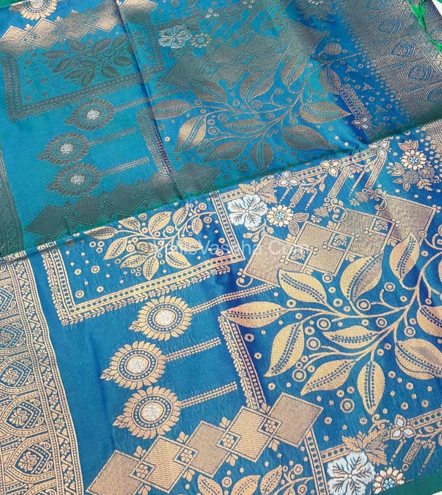 Semi Soft Silk - Border less - Double tone Peacock Blue Shade -VVSSS007