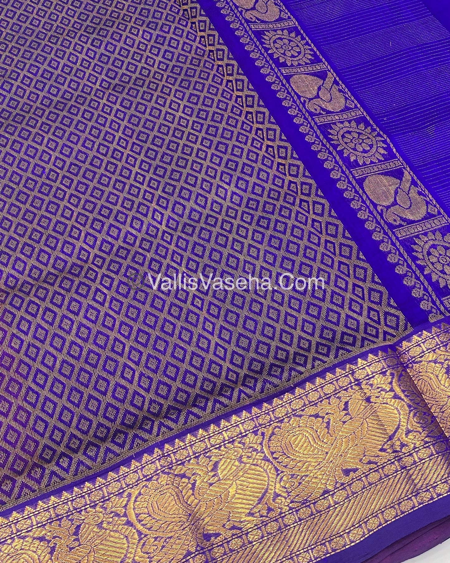 Pure Silk Cotton Saree - Vairavoosi checks - Mayil & Chakkaram - VVMCV002