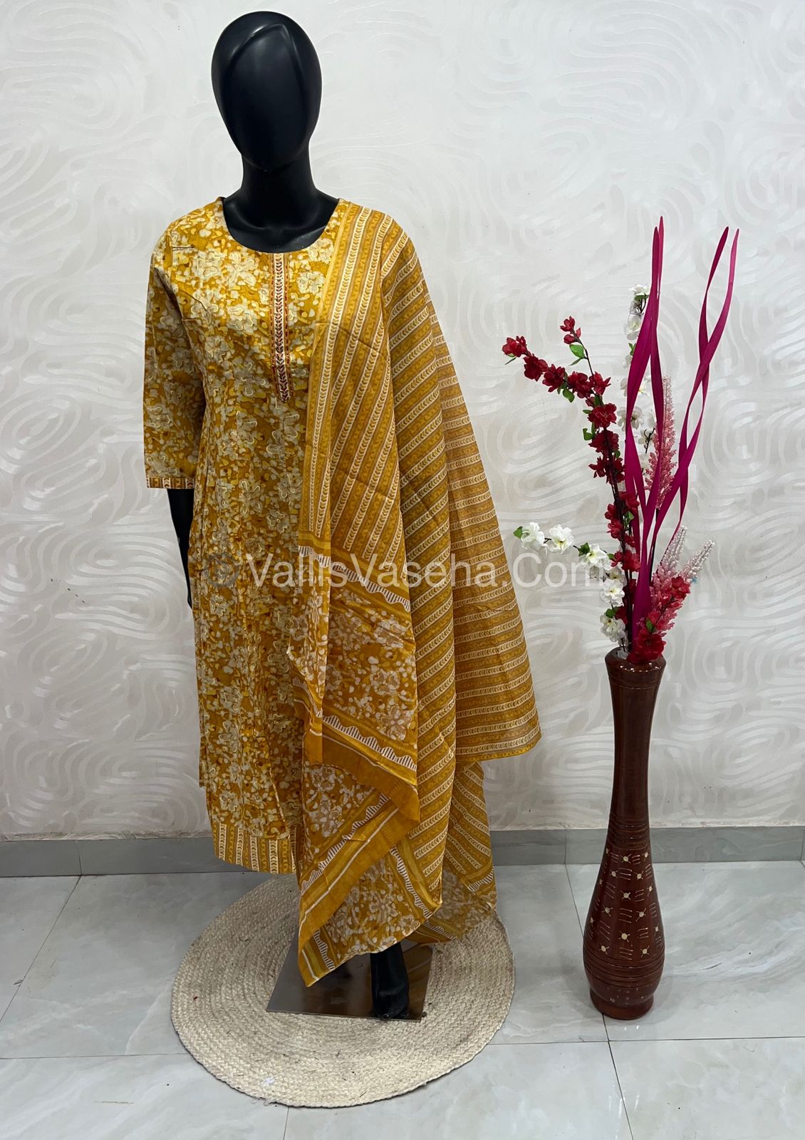 Ready Made - Anarkali - Salwar, Kameez & Duppatta(3pc)- Printed Cotton - VVAS005