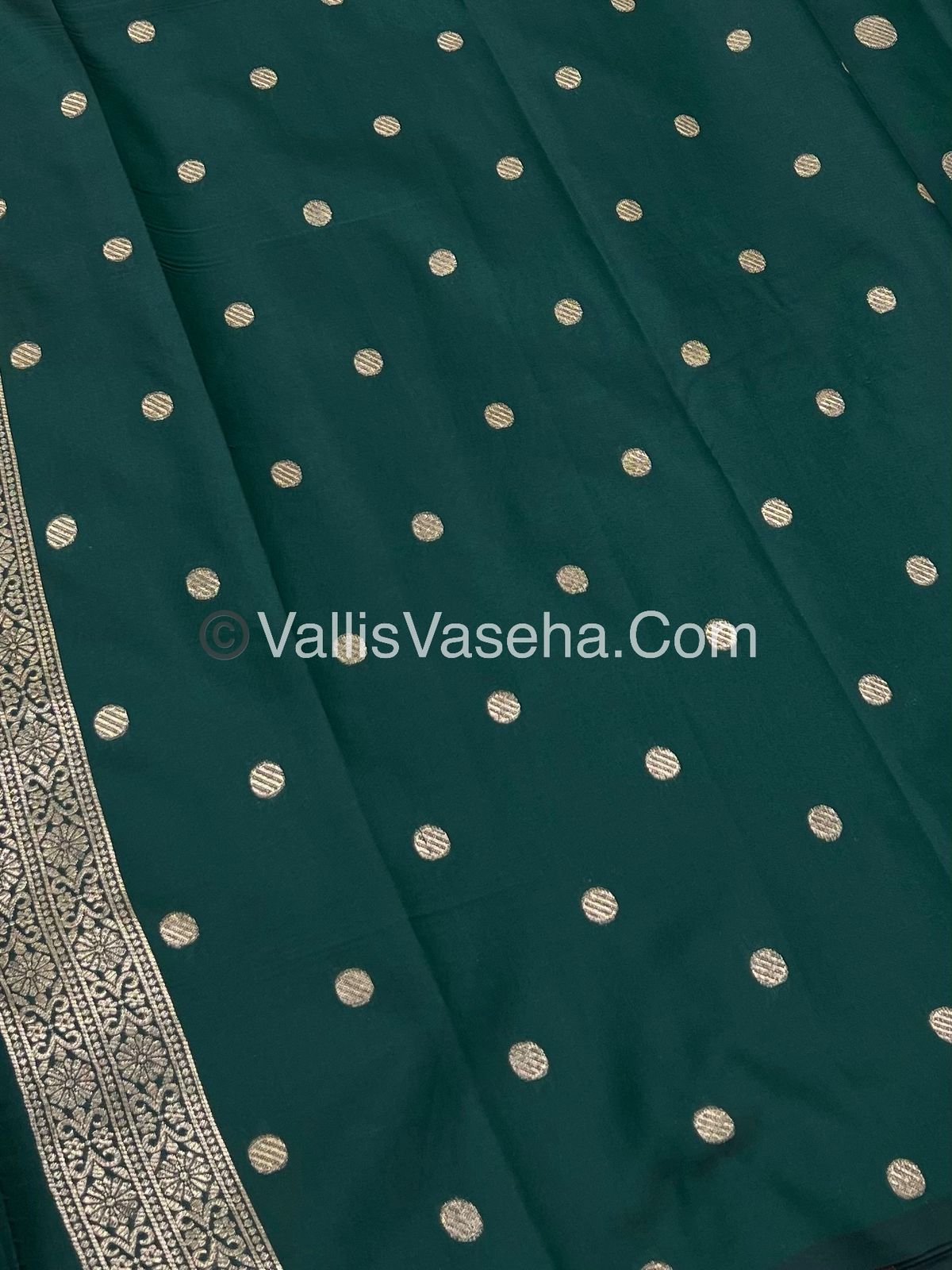Semi Soft Silk - Deer Butta Border - Green Shade -VVSSS017