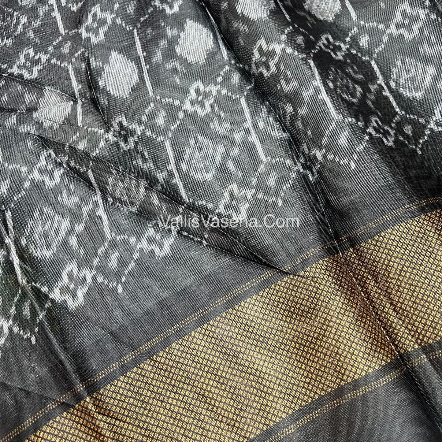 30% less - Offer Saree - Mixed Cotton Saree - VVDS006