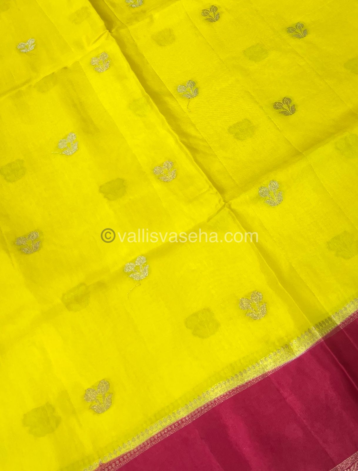 Russian Viscose - Premium Viscose Saree - Retta Petta Border- VVRVS002