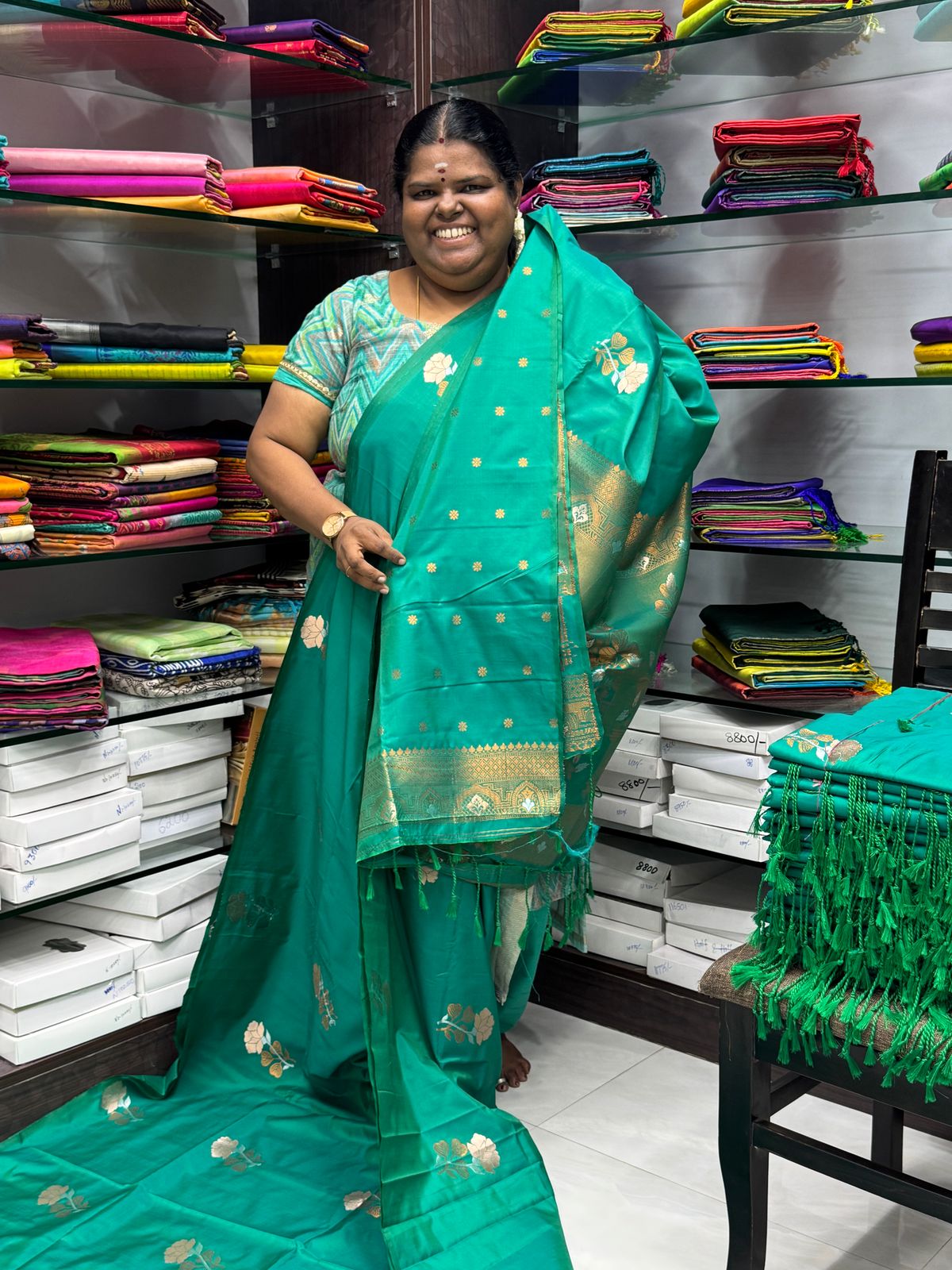 Semi Soft Silk - Border less - Peacock Green / Sea Green - VVSSS007