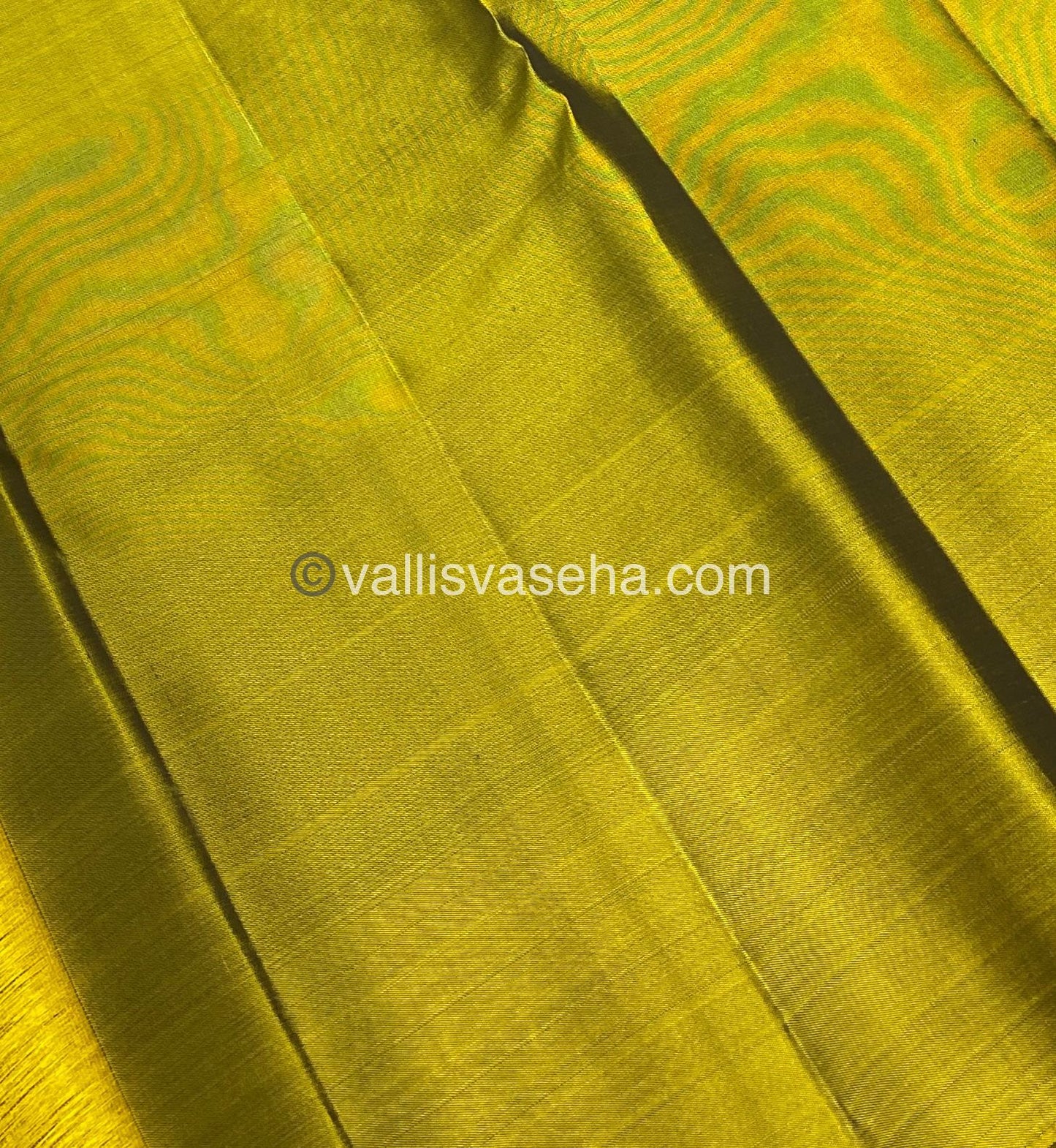 Half Mix - Pure Soft Silk Saree - VVPSS030