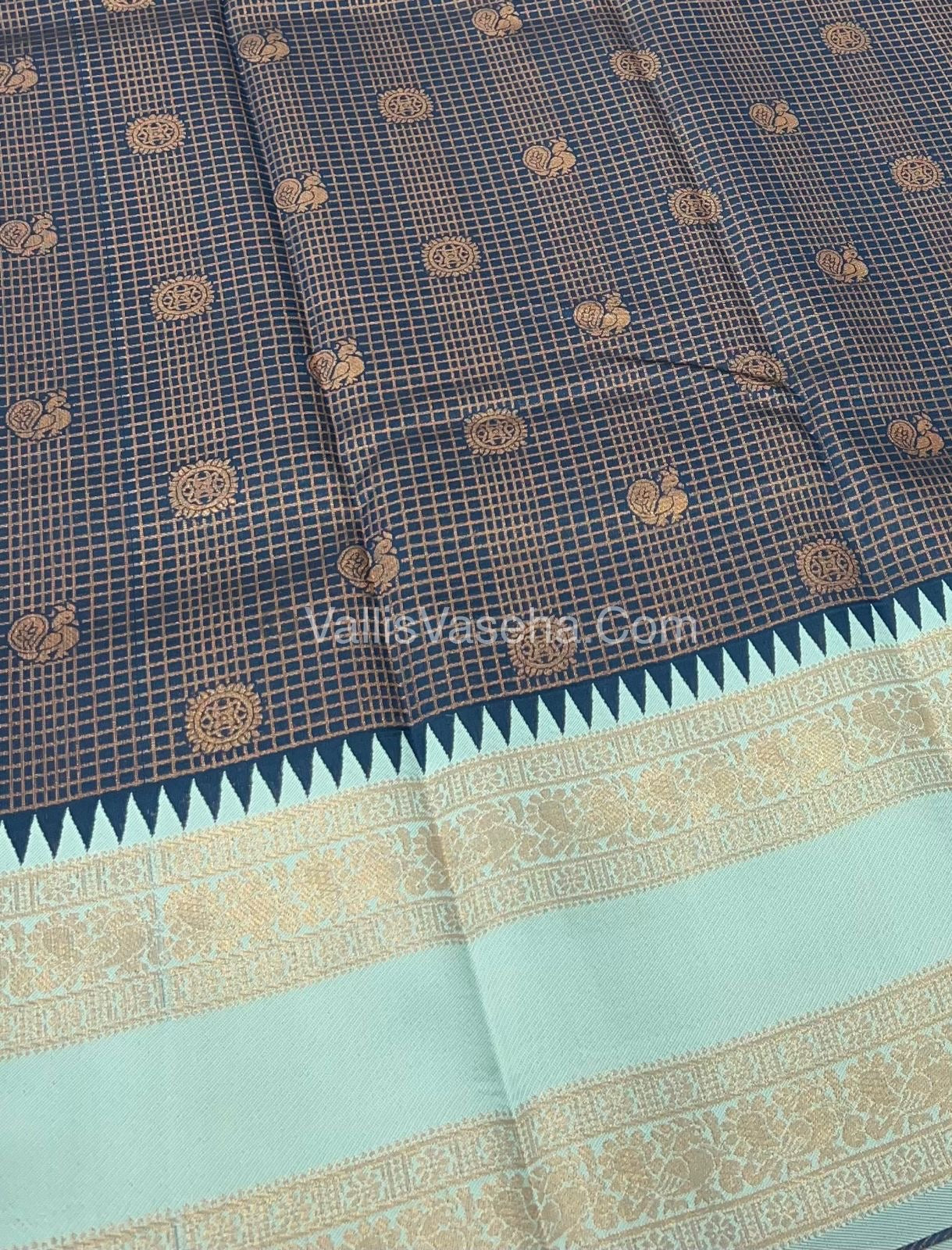 Kanchi Semi Silk - Mayil & Chakkaram design - VVKSS001