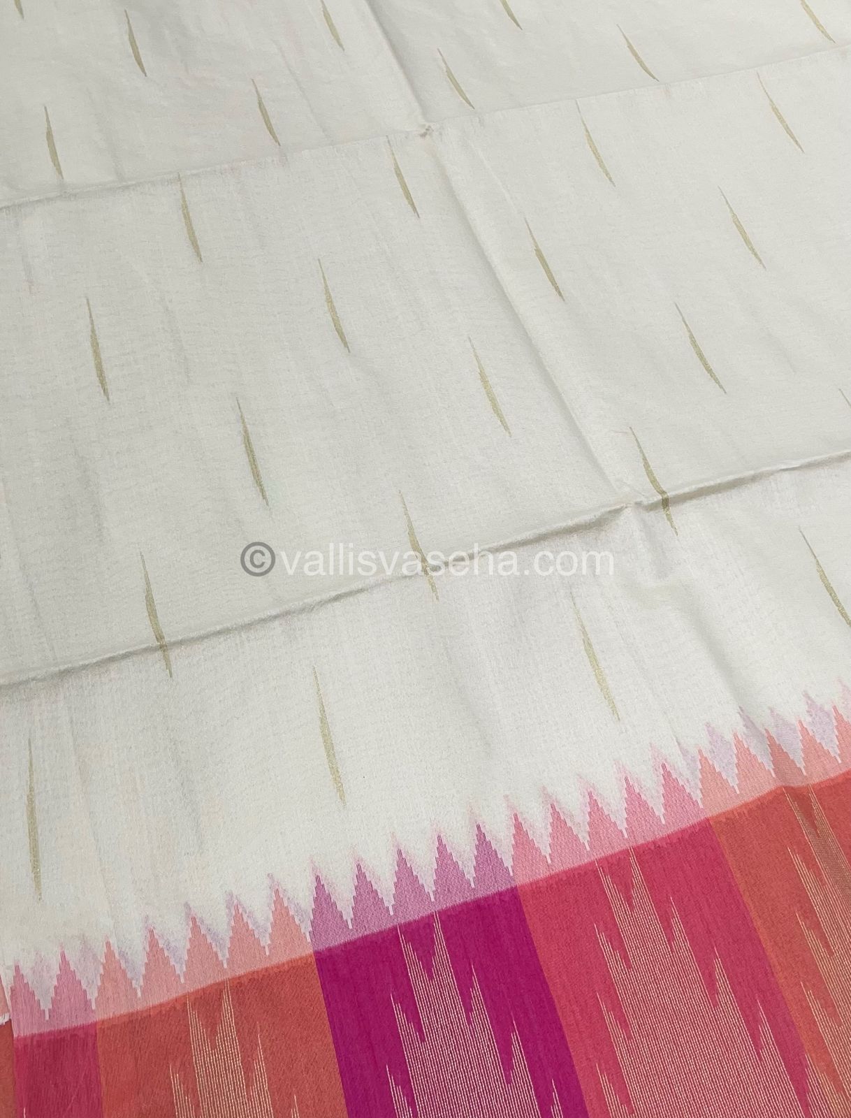 Semi Raw Silk - Half White with Peach Shade - VVRS002