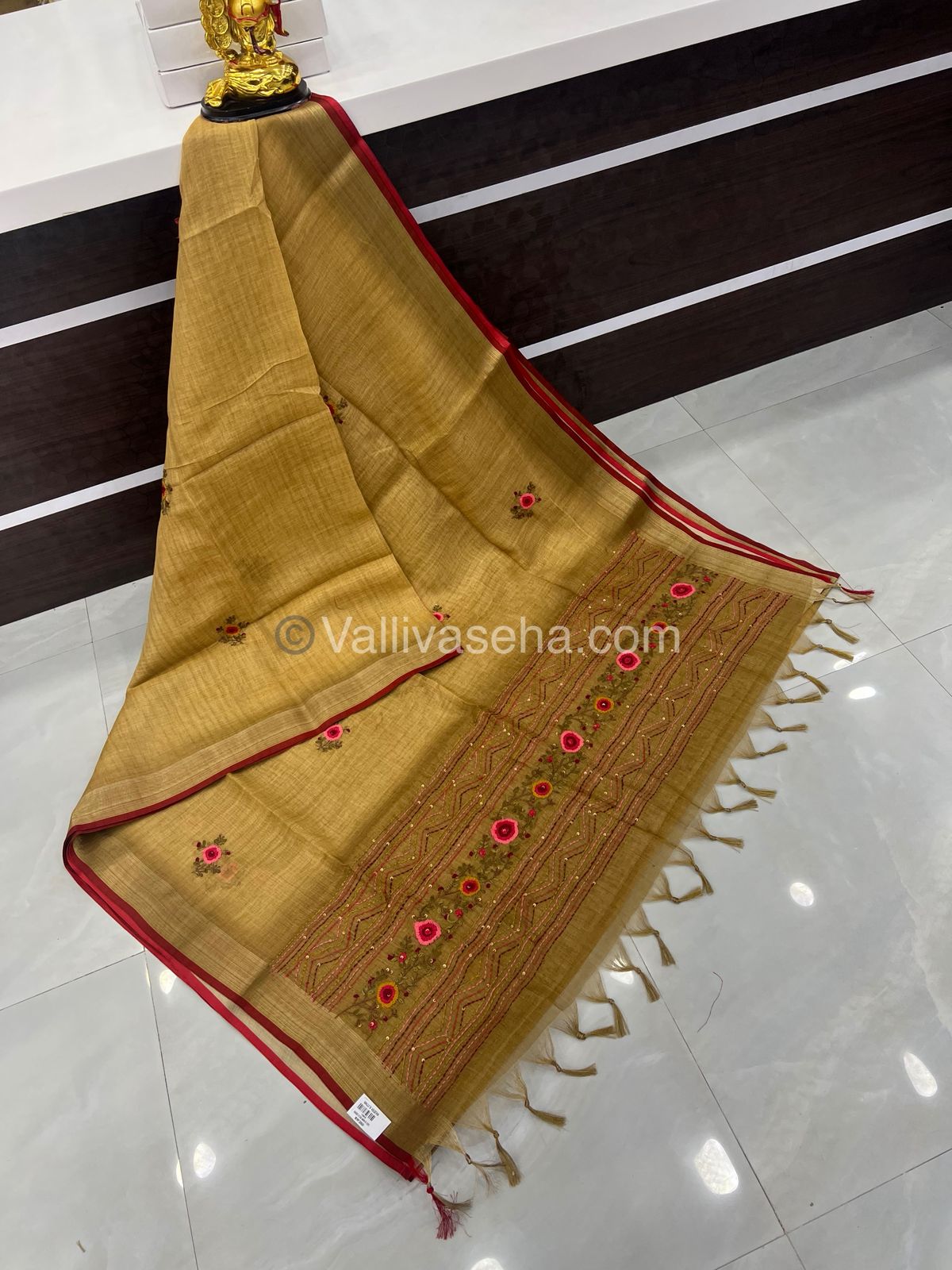 French Knot - Tissue Saree - Green Shade - VVLFN001