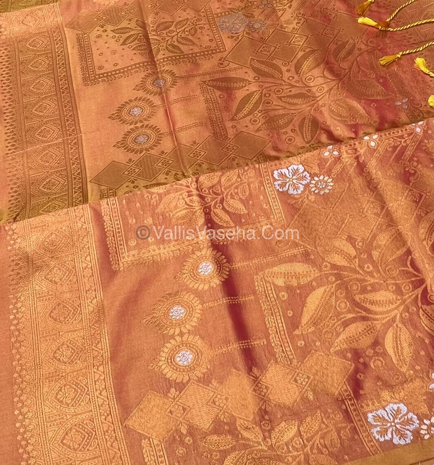 Semi Soft Silk - Border less - Double tone Orangish Gold Shade -VVSSS007