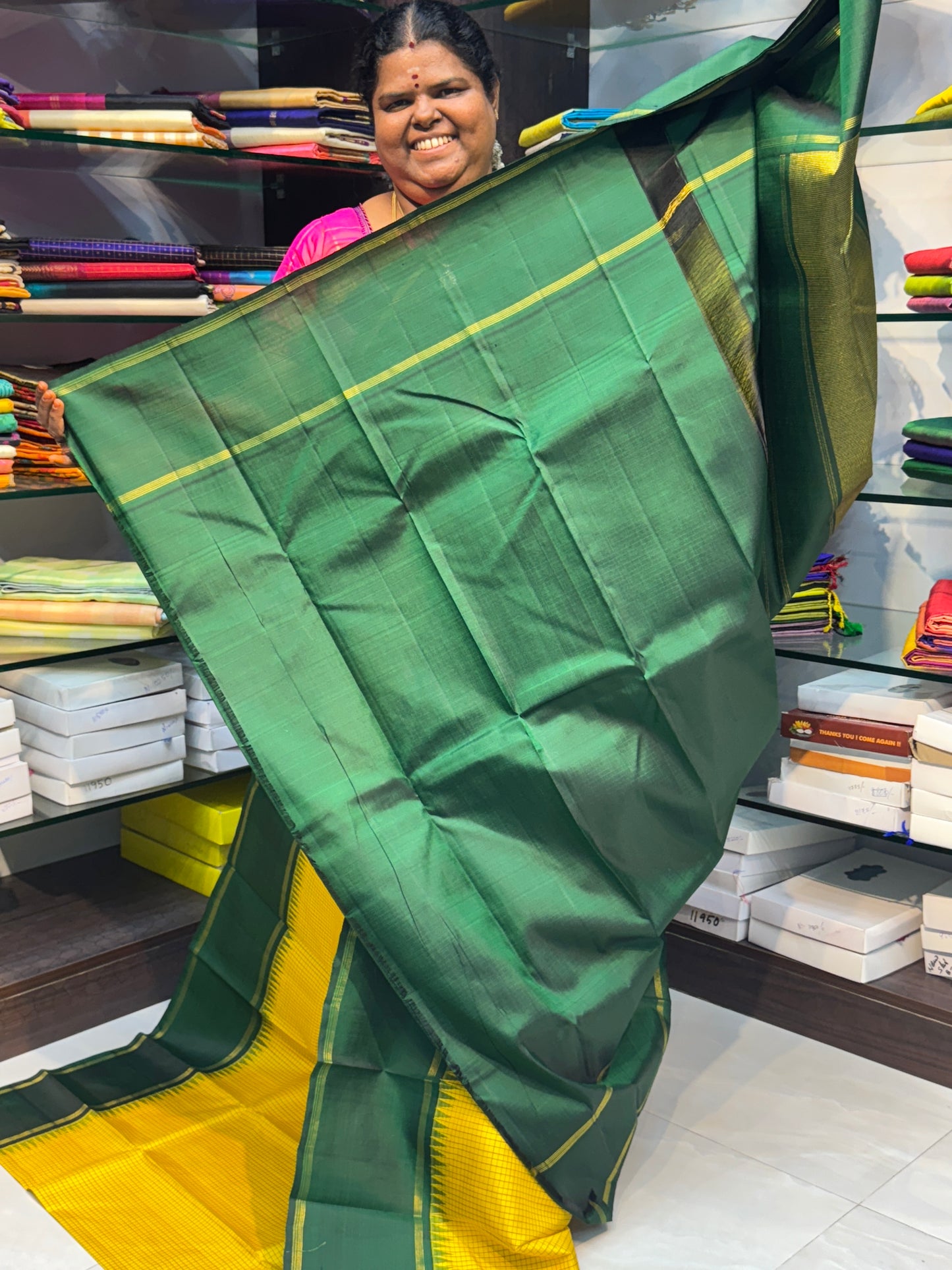 Pure Kanchipuram Silk Saree - Lovely Yellow and Green - Thalampoo - Retta Petta Border - VVPS006