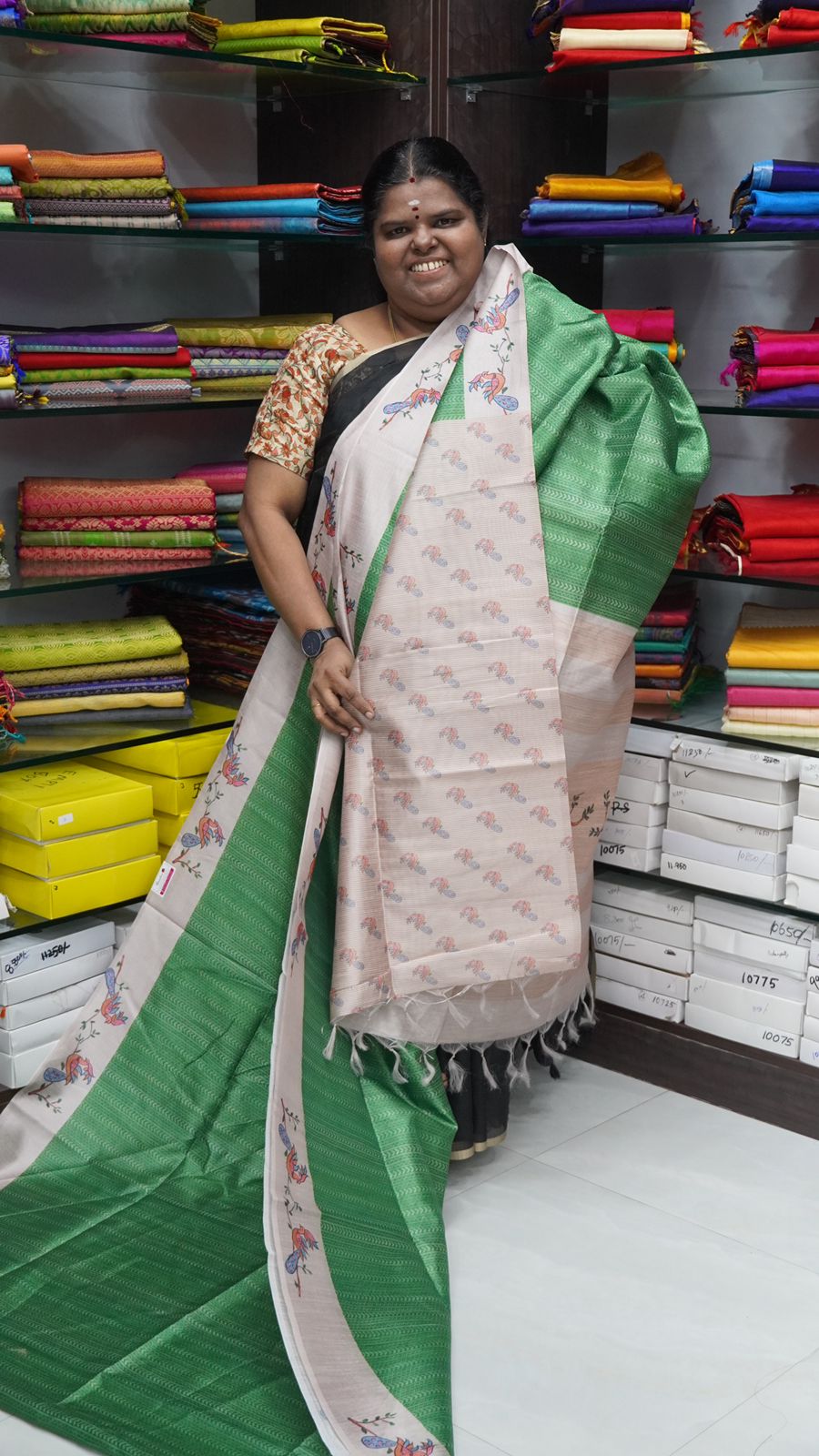 Semi Chappa Silk - Green & Cream- VVSC002