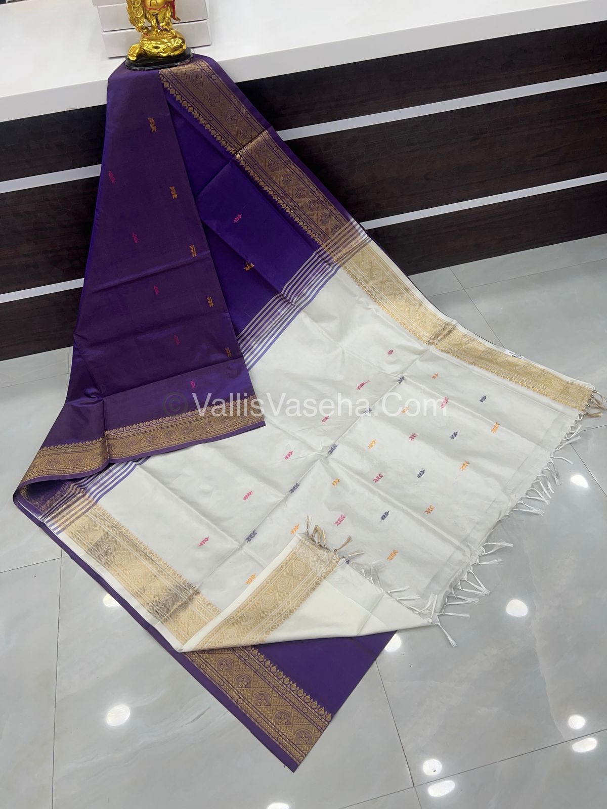 Vazhai Pattu Saree / Banana Pith - With Blouse - VVVPS001
