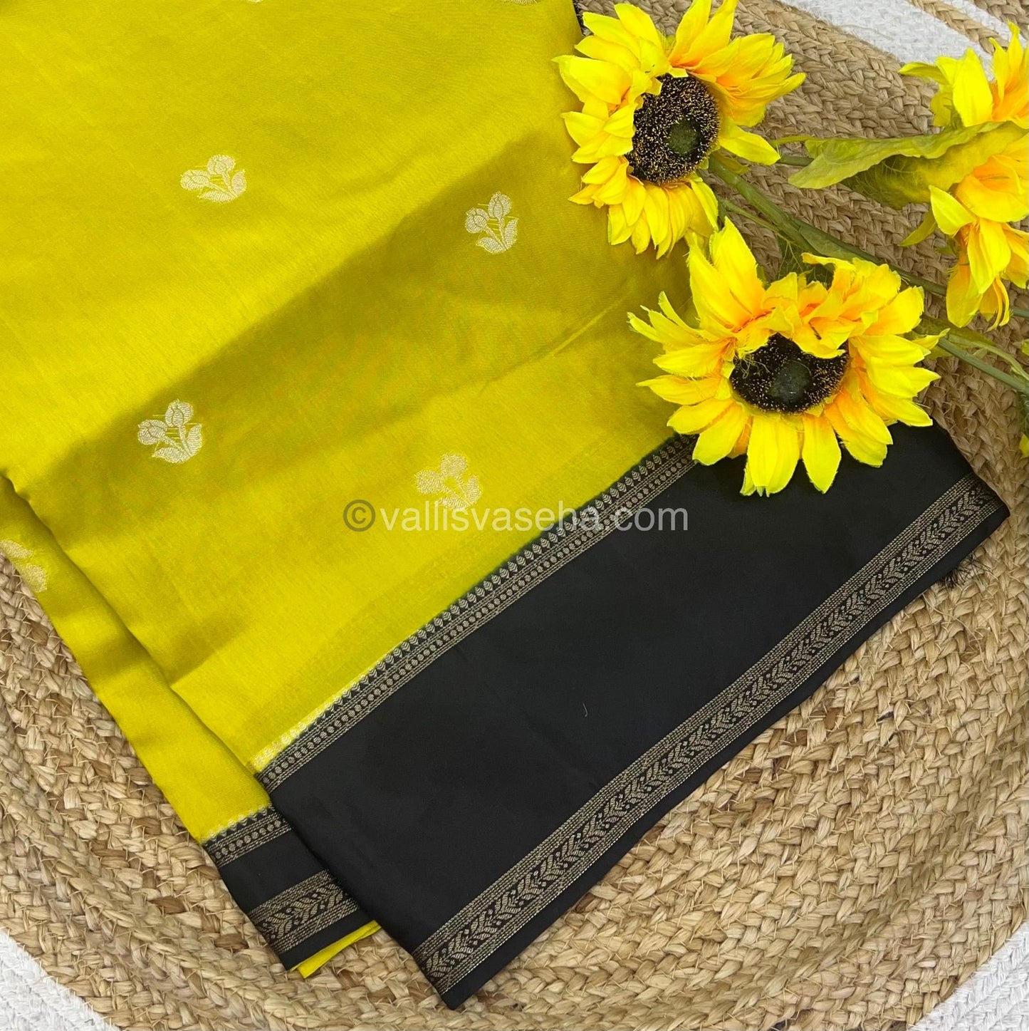 Russian Viscose - Premium Viscose Saree - Retta Petta Border- VVRVS002