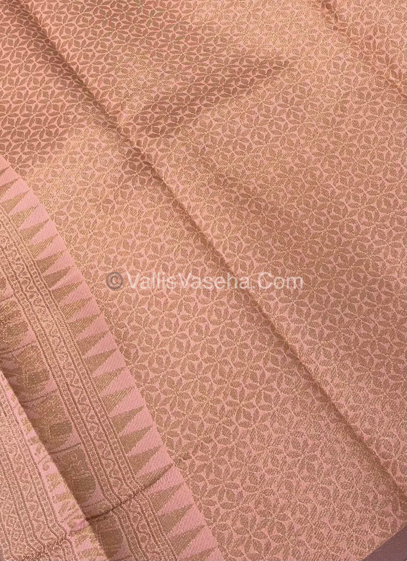 Semi Silk Saree - Kanchi Silk Style - Elephant Border - Pista green with Peach - VVSSS005