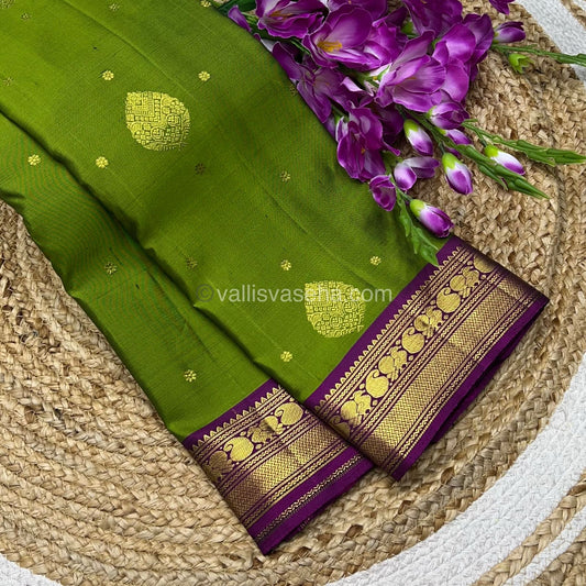 Pure Kanchipuram Silk Saree - Green with Dark Purplish Pink Shade - VVPS009