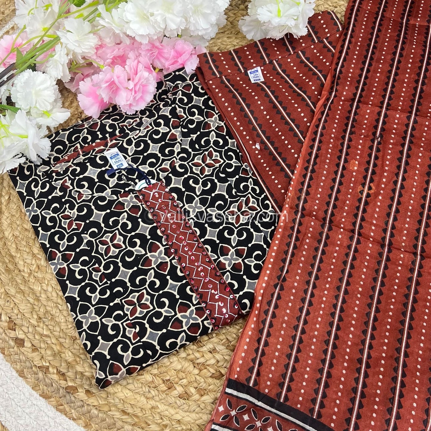 Ready Made - Anarkali - Salwar, Kameez & Duppatta(3pc)- Printed Cotton - VVAS004