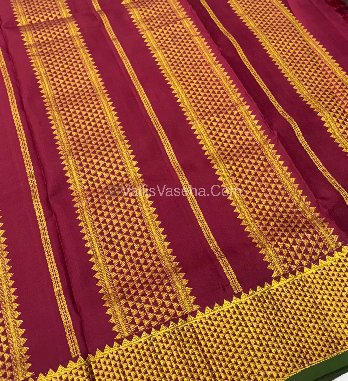 10 yards - Pure Silk - Merun With Green Shade - VVTYPS01