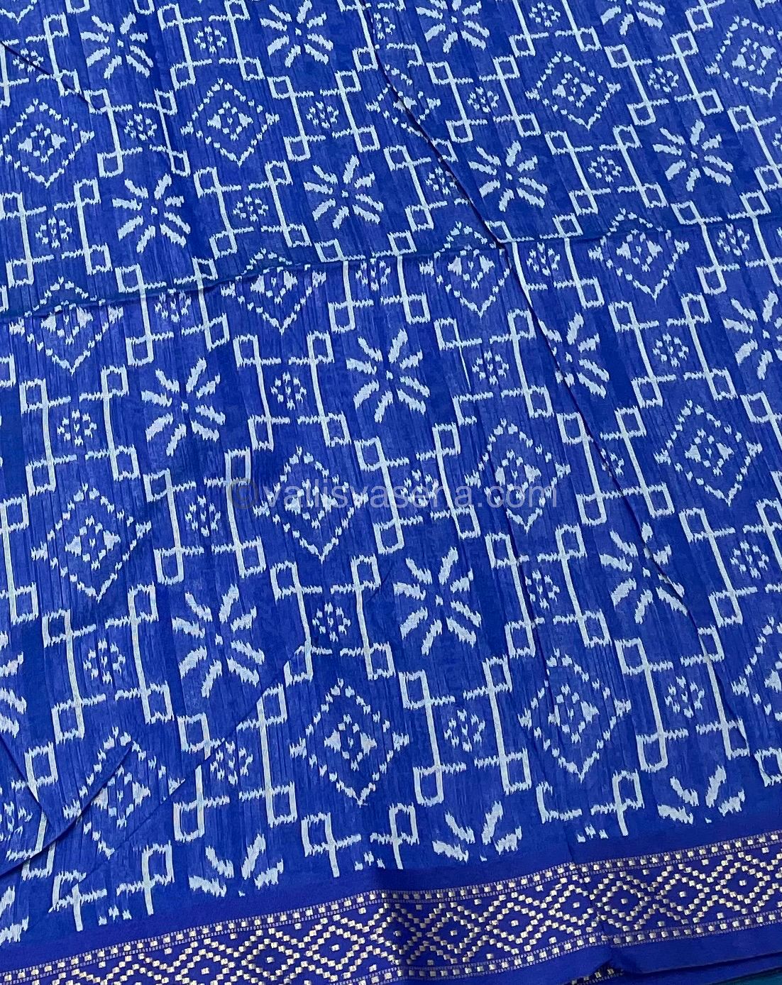 Semi Raw Silk with Zig Zag Design Weaving - VVRS003