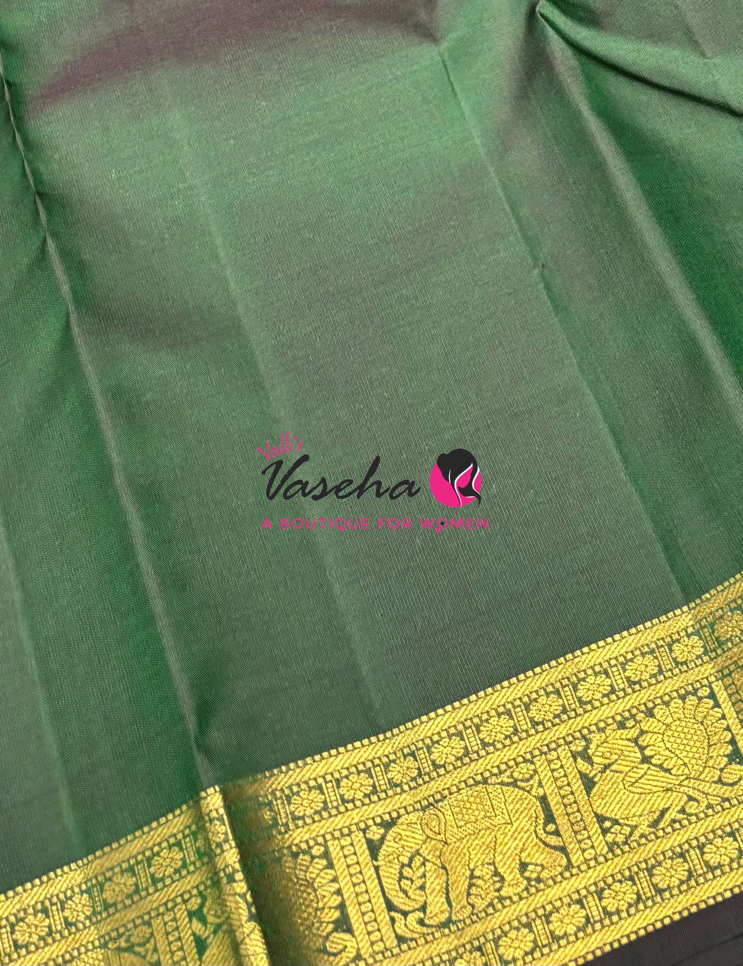 Pure Kanchipuram Silk Saree - Green Combo - VVPS025