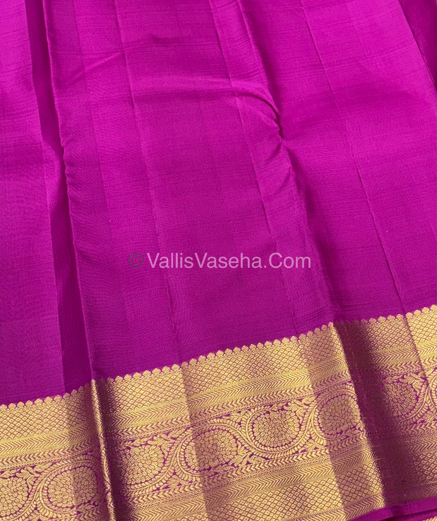 Pure Kanchipuram Silk Saree | Pazhum Pazhamum Checks |VVPS017