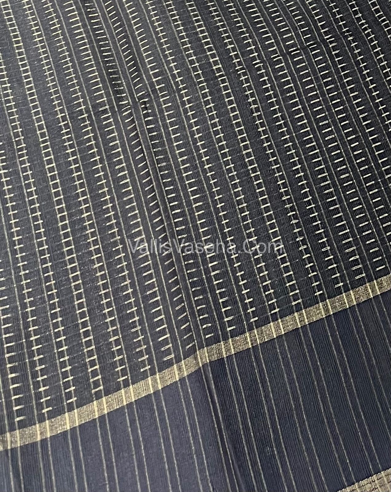 Semi Tussar Silk - Vairavoosi Design - VVSTS037