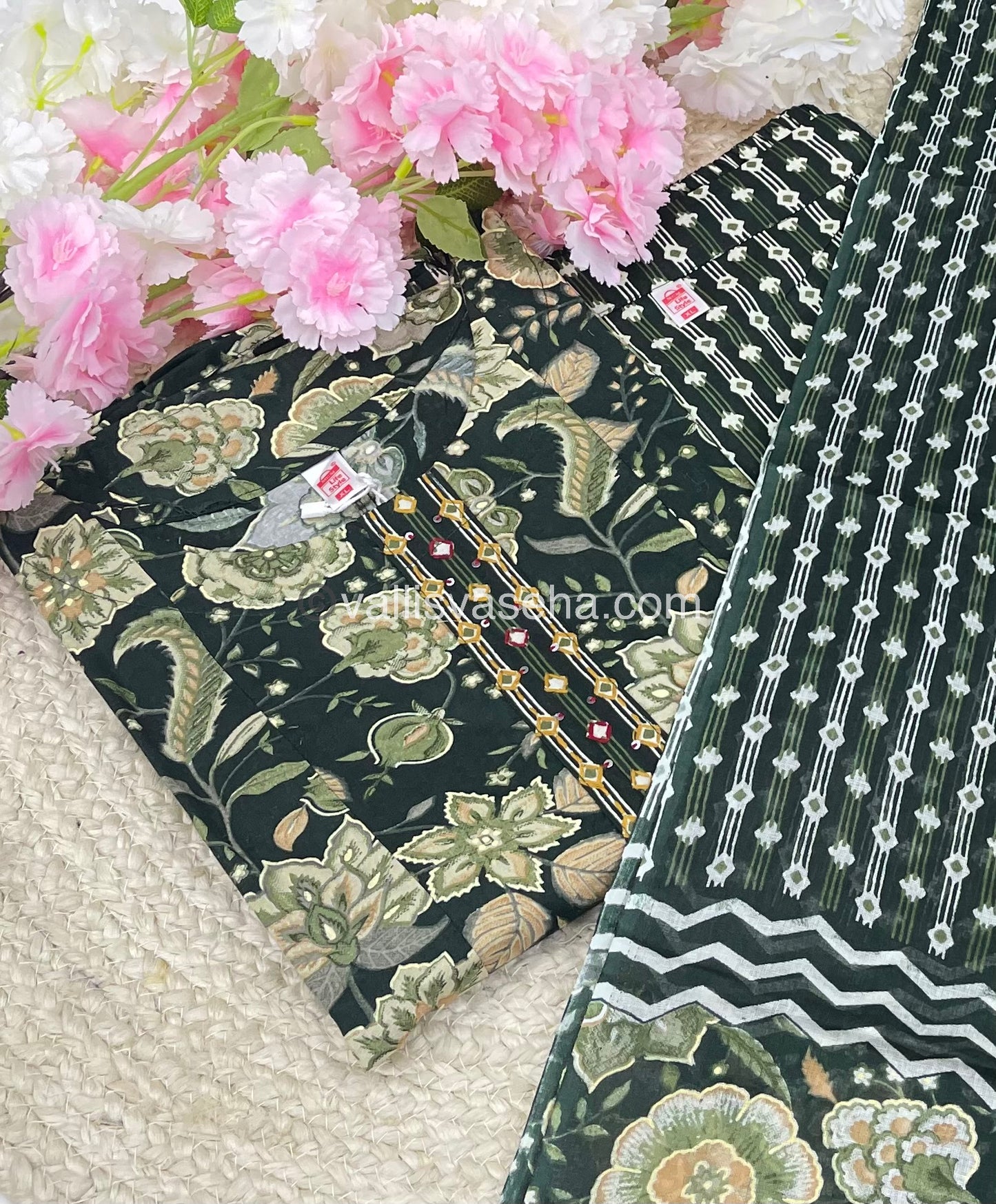 Ready Made - Anarkali - Salwar, Kameez & Duppatta(3pc)- Printed Cotton - VVAS002