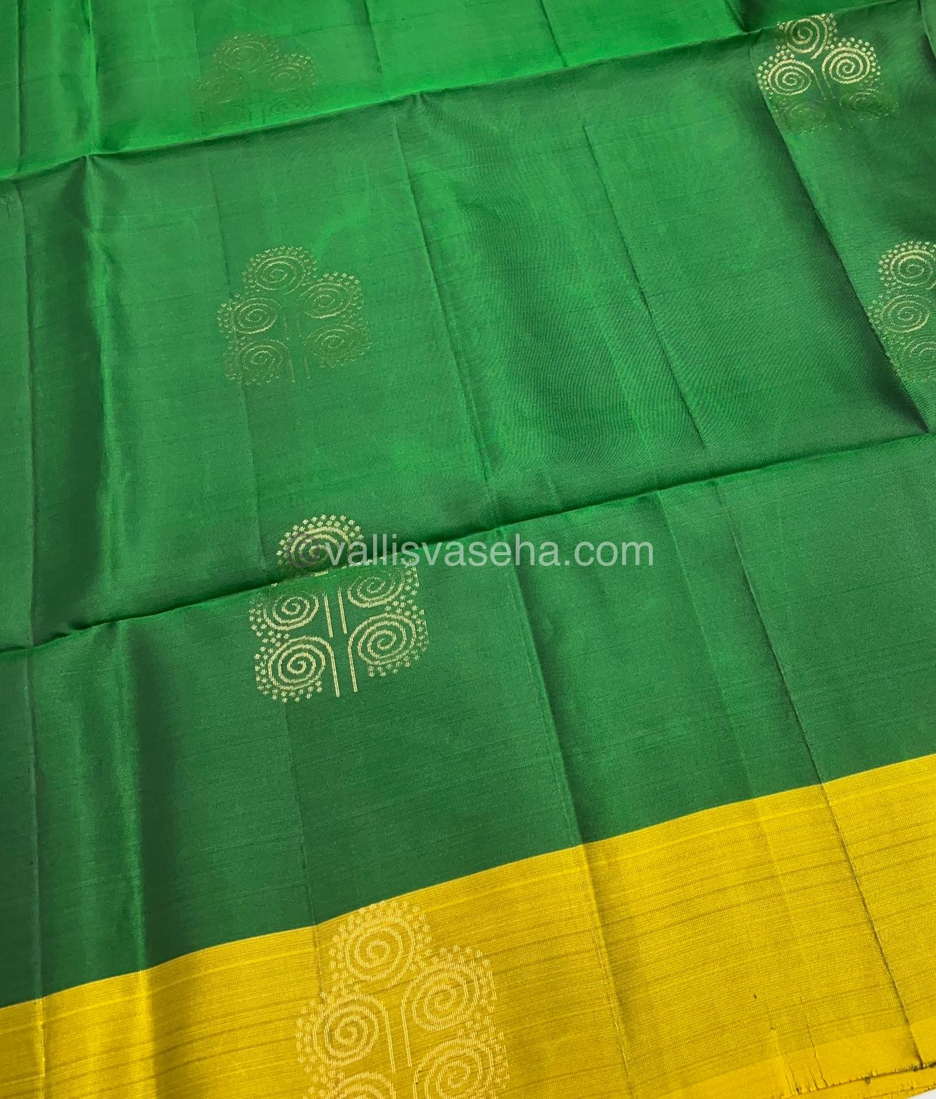 Half Mix - Pure Soft Silk Saree - VVPSS030