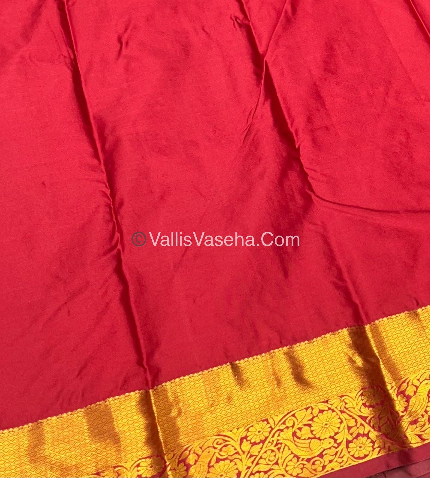 Semi Kanchipuram Silk - Dark Green Shade - VVSKS002