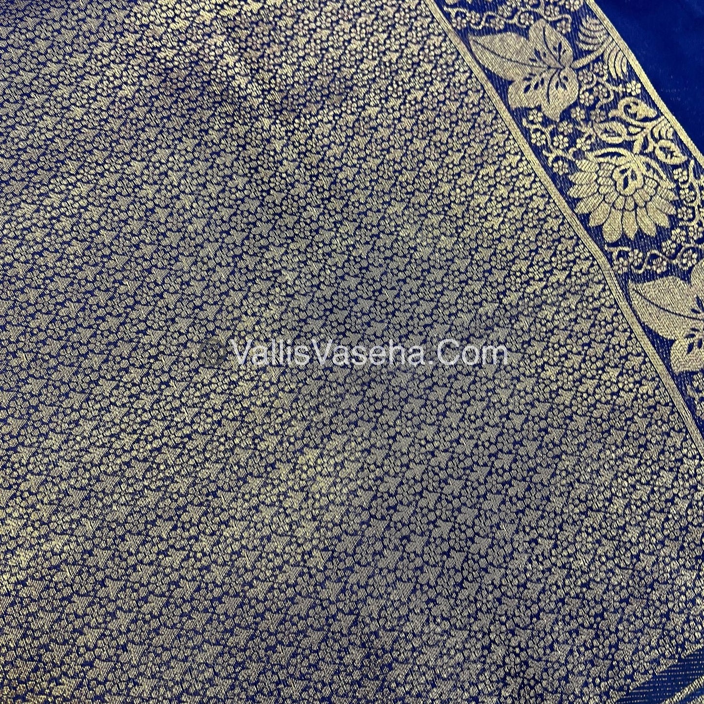 40% less - Offer Saree - Softy Silk Saree - VVDS007