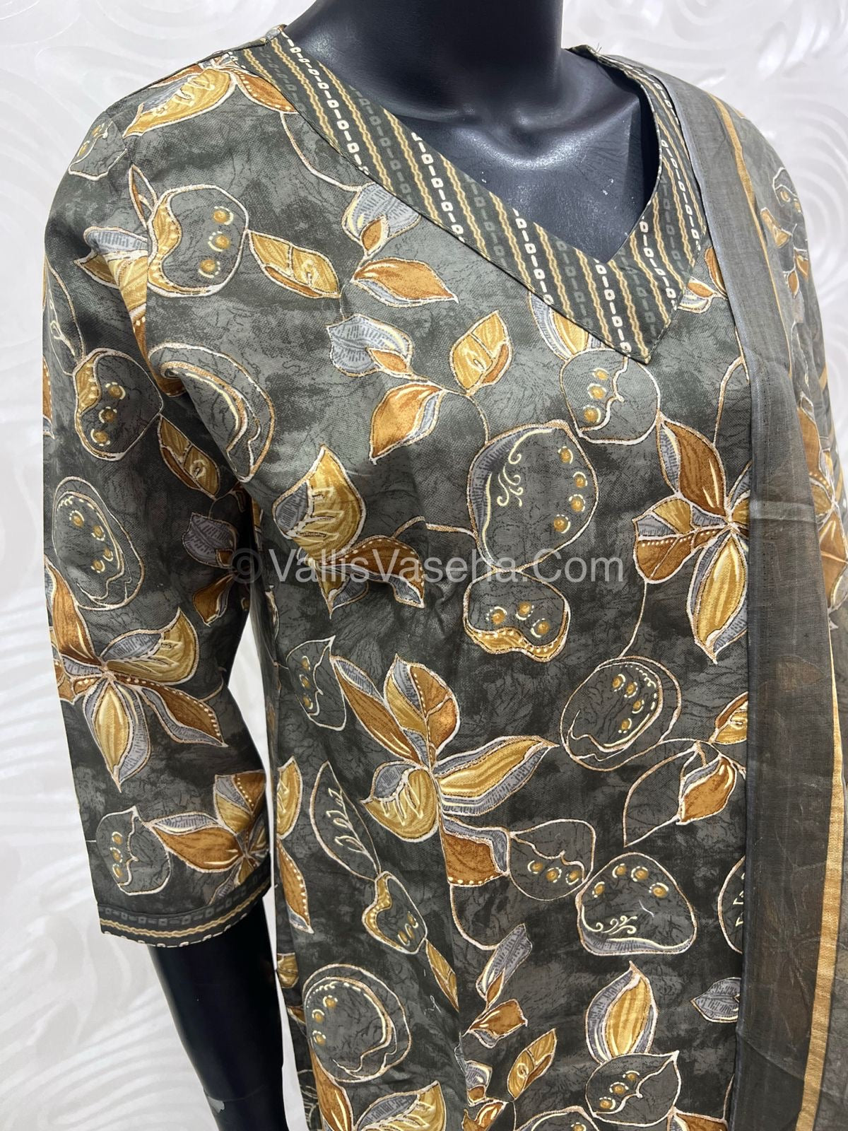 Ready Made - Salwar, Kameez & Duppatta(3pc) - Printed - VVRBS002