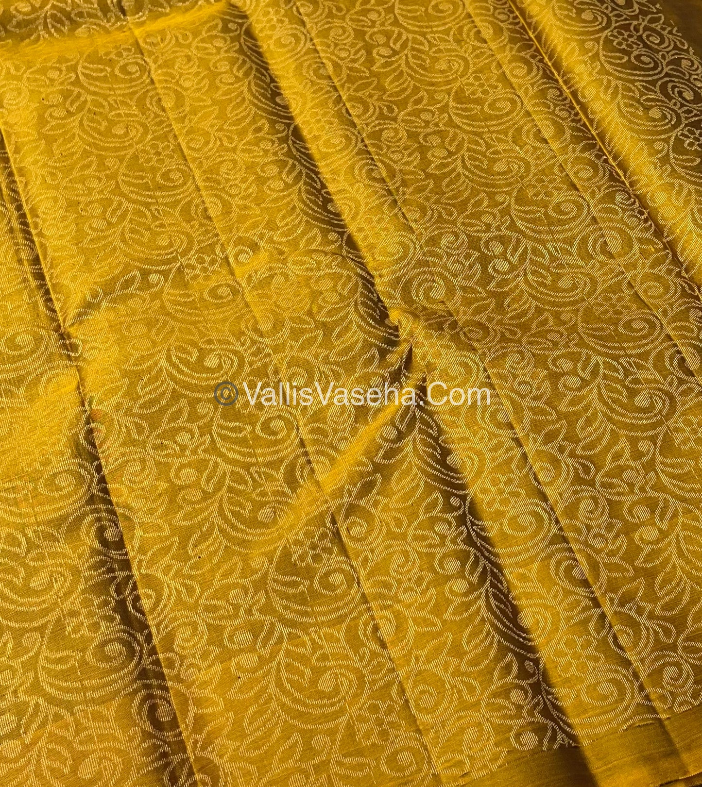 Half Mix - Pure Soft Silk Saree - VVPSS030