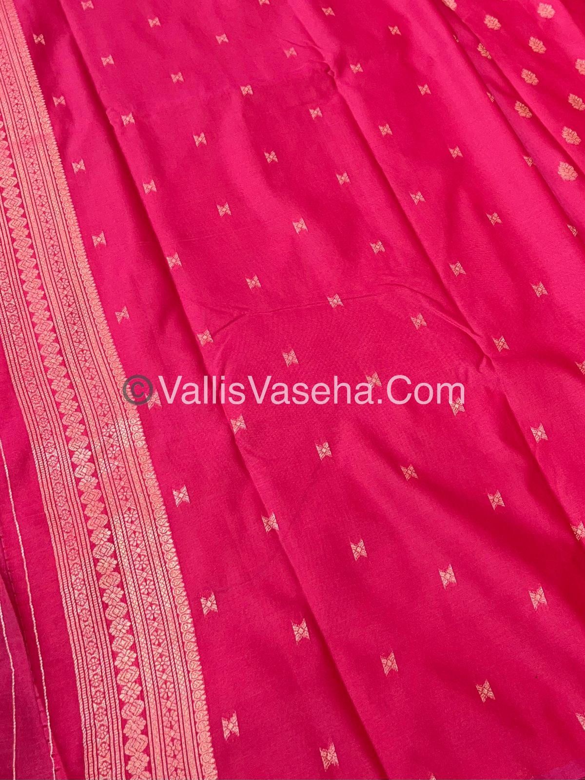 Semi Soft Silk - Peacock Butta Border - Pink Shade -VVSSS014
