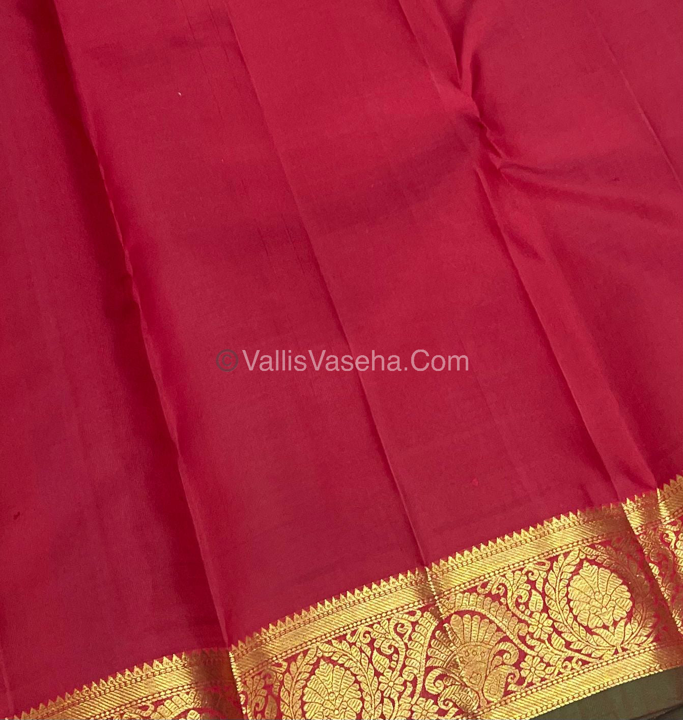 Pure Vintage Korvai Kanchipuram Silk Saree - Half White / Light Cream & Maroon Combo - VVPS021