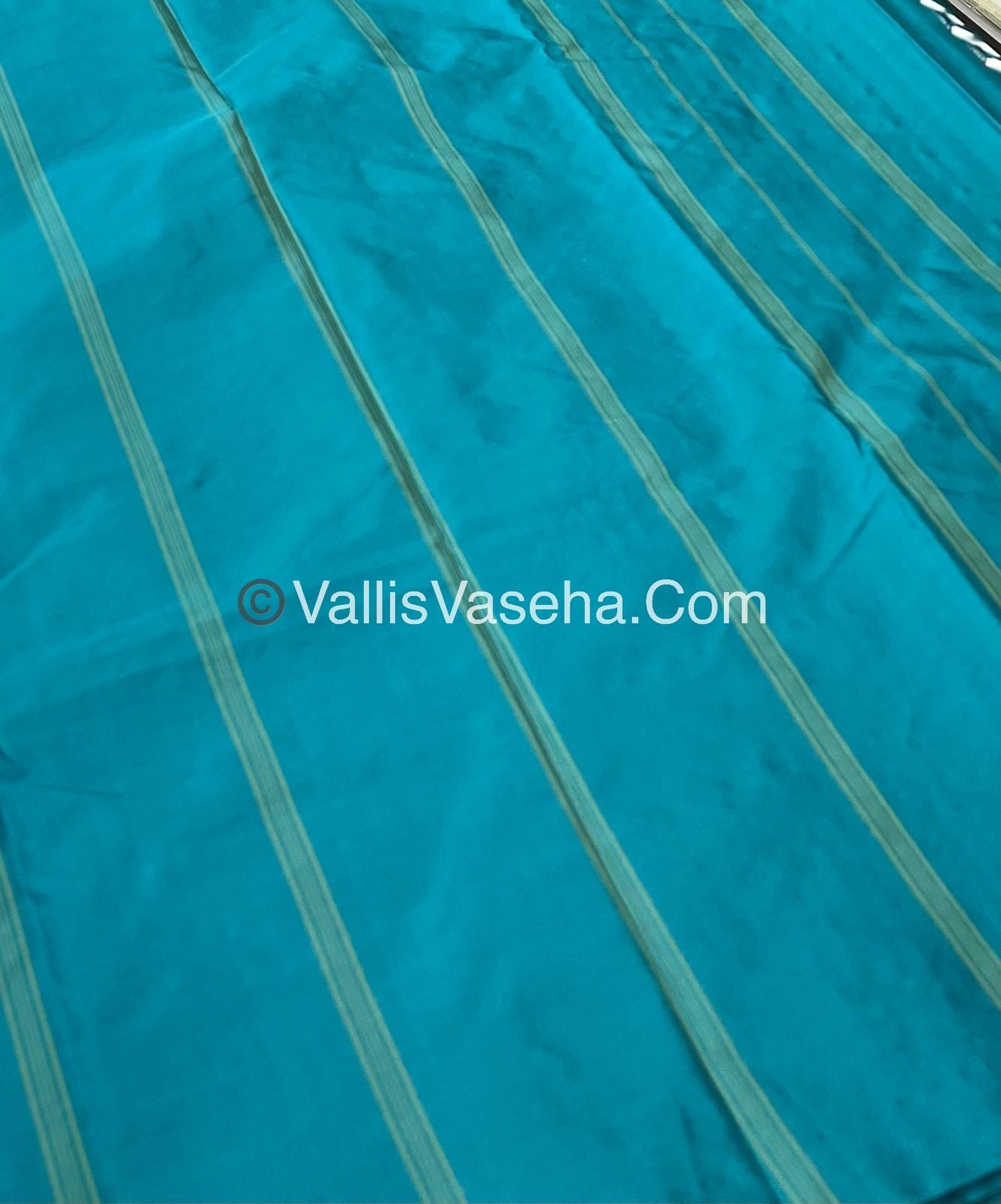 Semi Silk Saree - Aarani Pattu Style - VVSSS005
