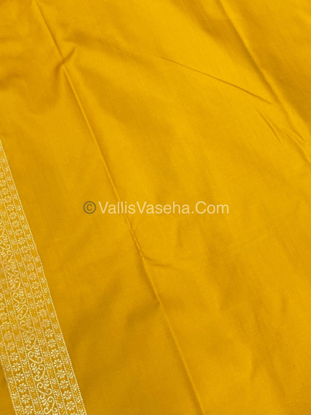 Semi Soft Silk - Border less - Yellow Shade -VVSSS034