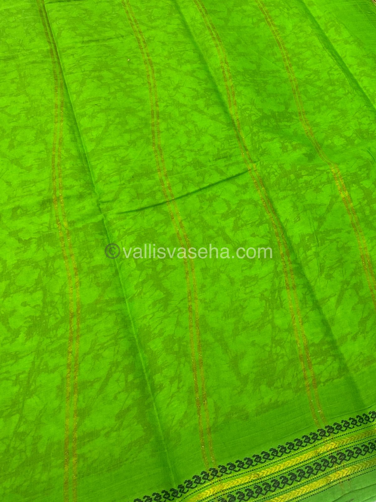 Sungudi Cotton Saree | Cloud Print - Light Green with Dark Green Shade - VVSCV004
