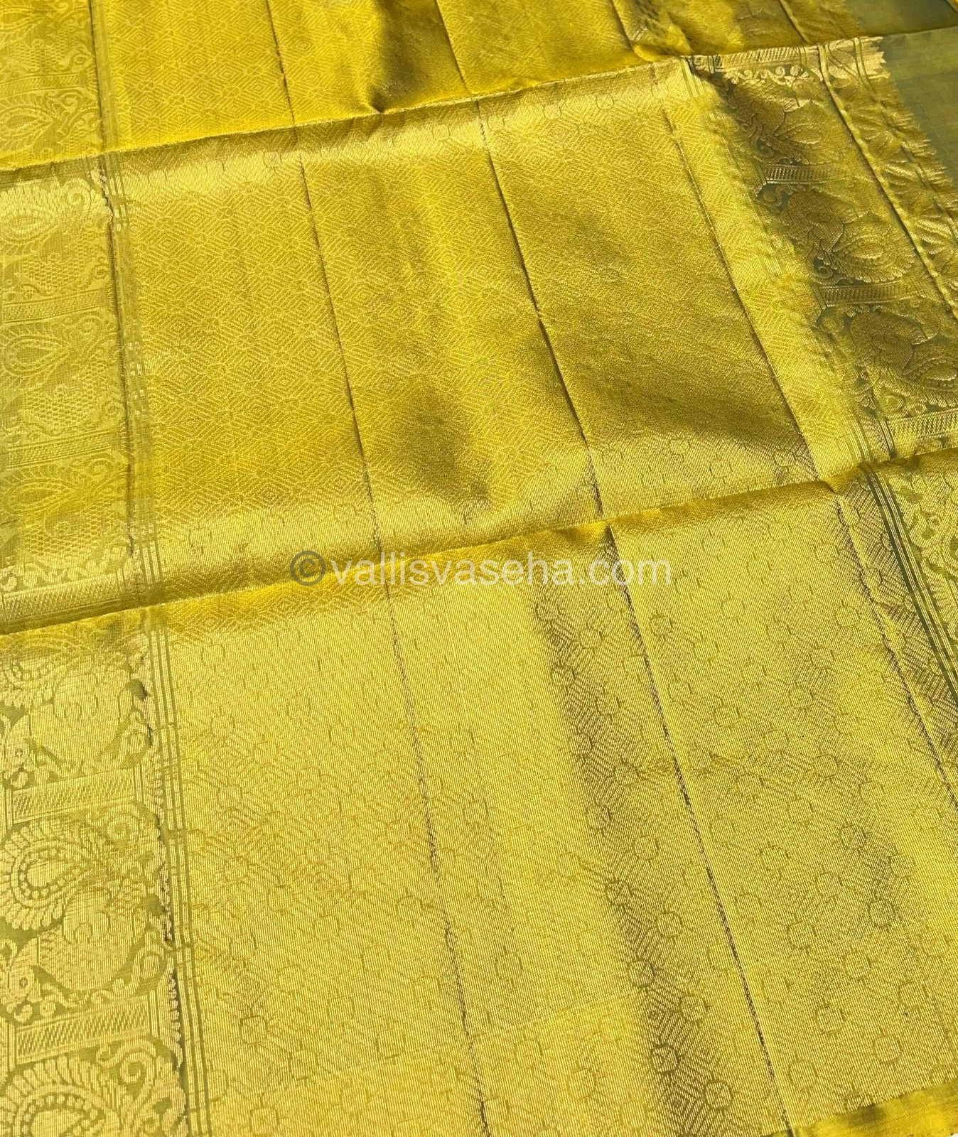 Half Mix - Pure Soft Silk Saree - VVPSS030