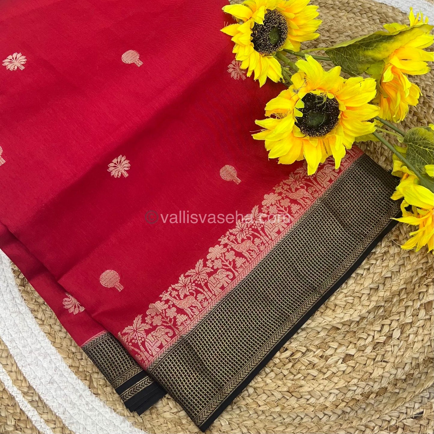 Russian Viscose - Premium Viscose Saree - VVRVS001