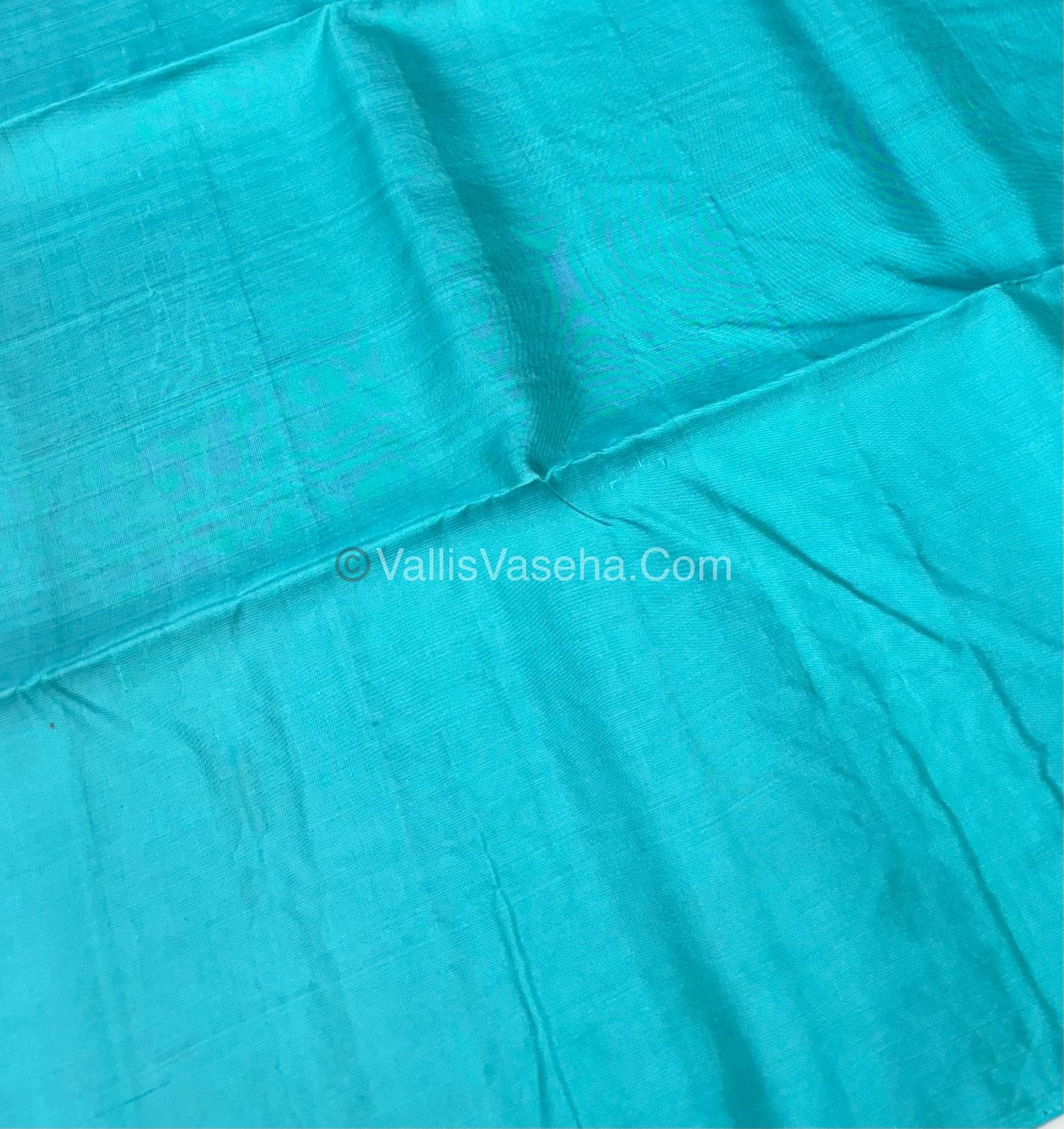 Pure Soft Silk Saree - Light weight - Borderless - Red & Blue - VVPSS027