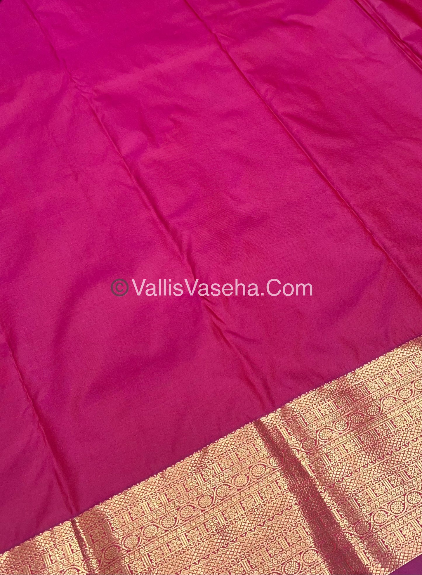 Semi Kanchipuram Silk - Vairavoosi Pattern - VVSKS001