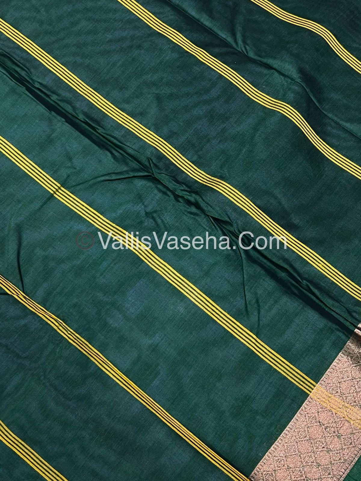 Dhaka Cotton Saree - VVDCS002