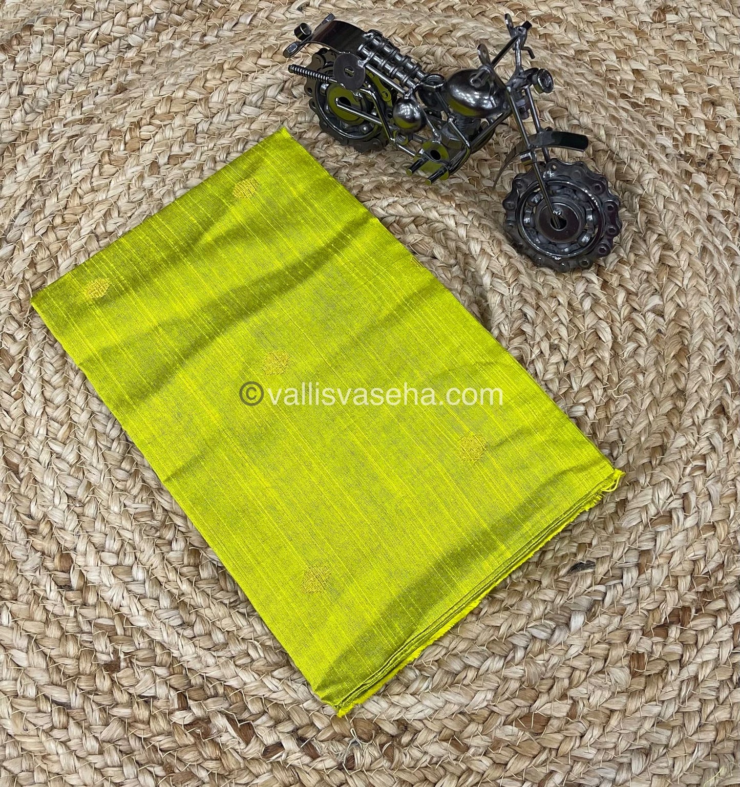 Blouse Bit - Raw Silk Material - Lemon Green Shade - Butta Design - 1mtr - VVRSB001