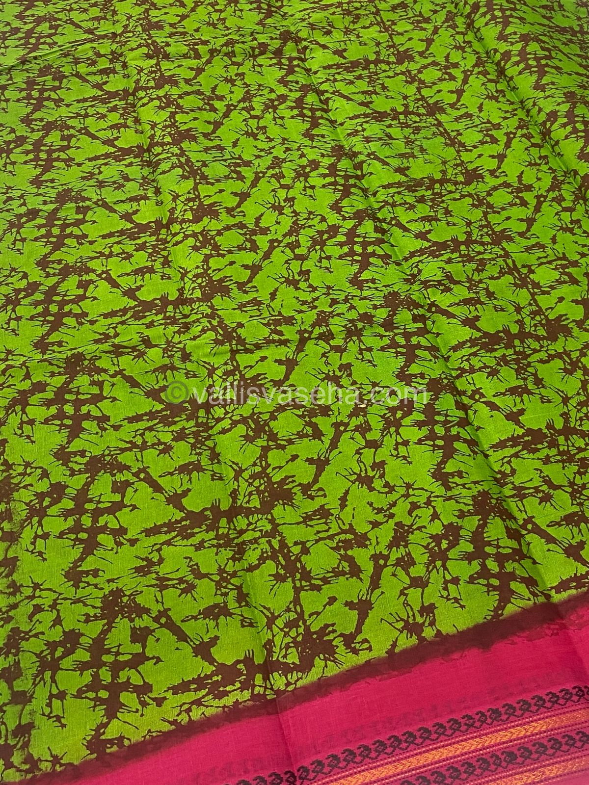Sungudi Cotton Saree | Cloud Print - Mehendi Green With Pink Shade - VVSCV004