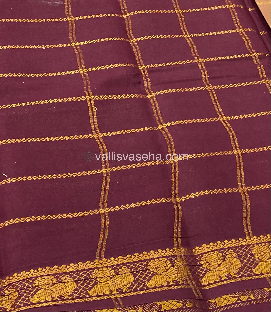Sungudi Cotton Saree | Velthari Design - Chocolate with Maroon Shade - VVSCV001