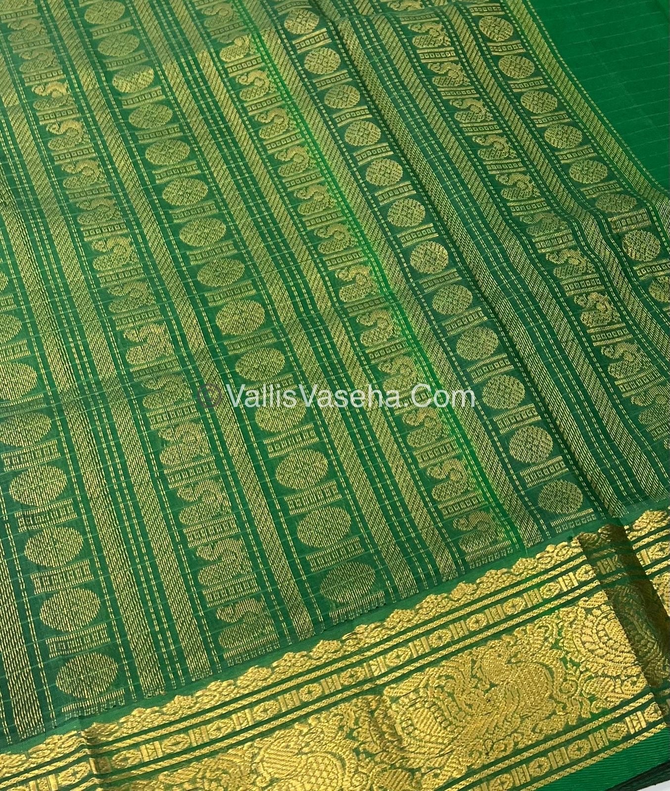 Pure Silk Cotton Saree - Maroon With Green Shade - Lakshadeepam Design - VVPLD001