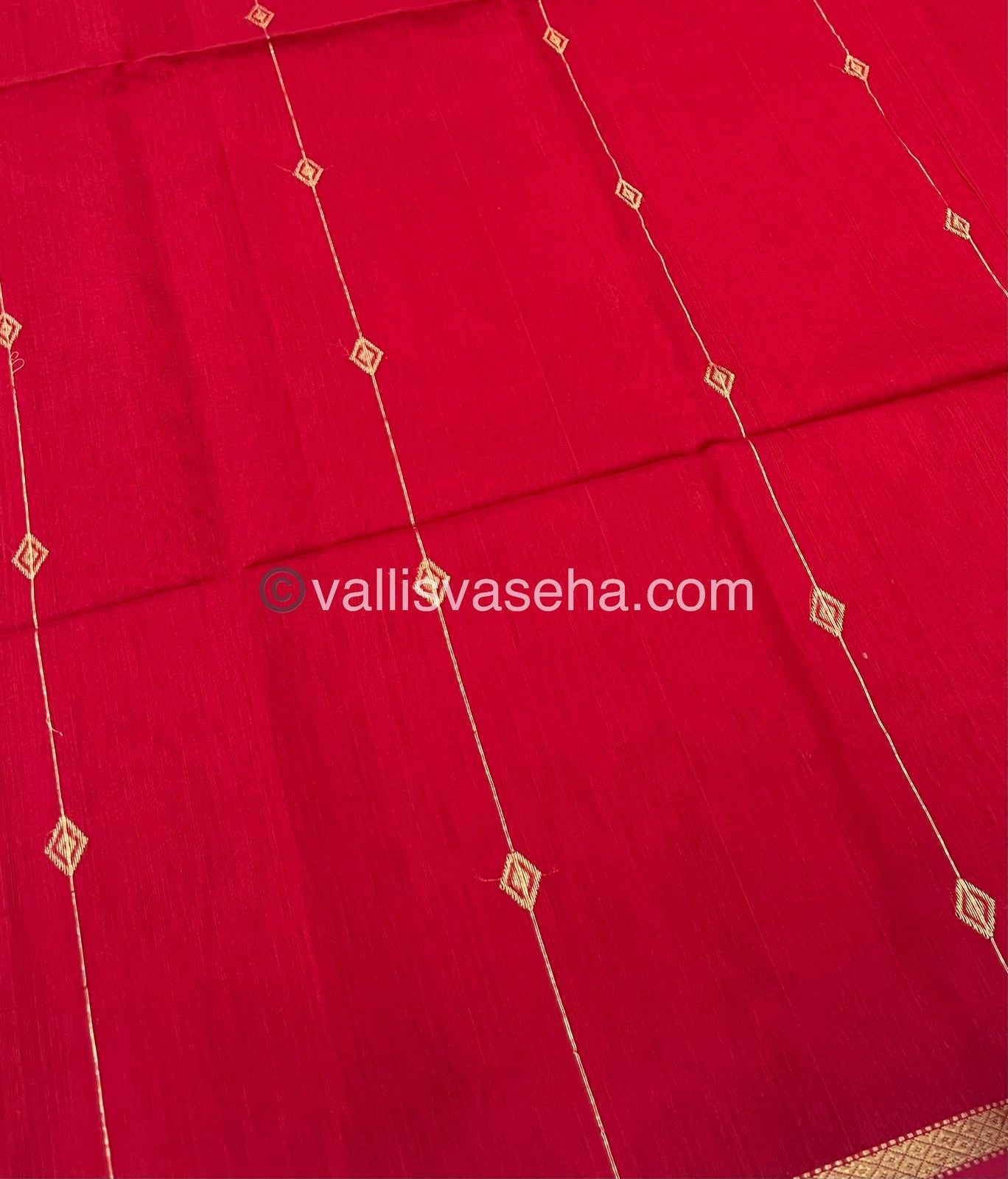 Pure Maheshwari Silk Cotton Saree - Double tone Red Color - VVMSC001