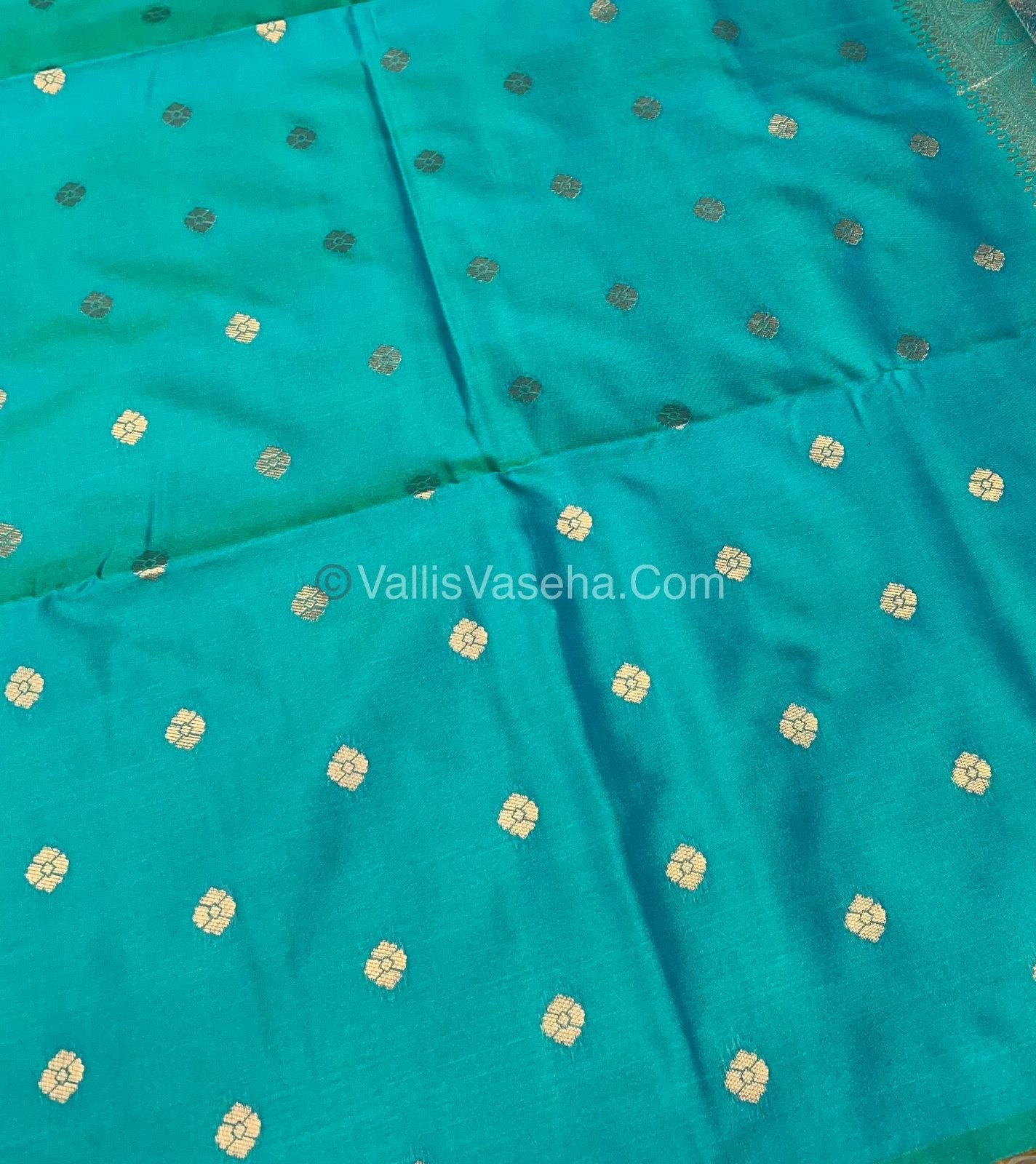 Semi Soft Silk - Border less - Double tone Peacock Greenish Blue Shade -VVSSS007